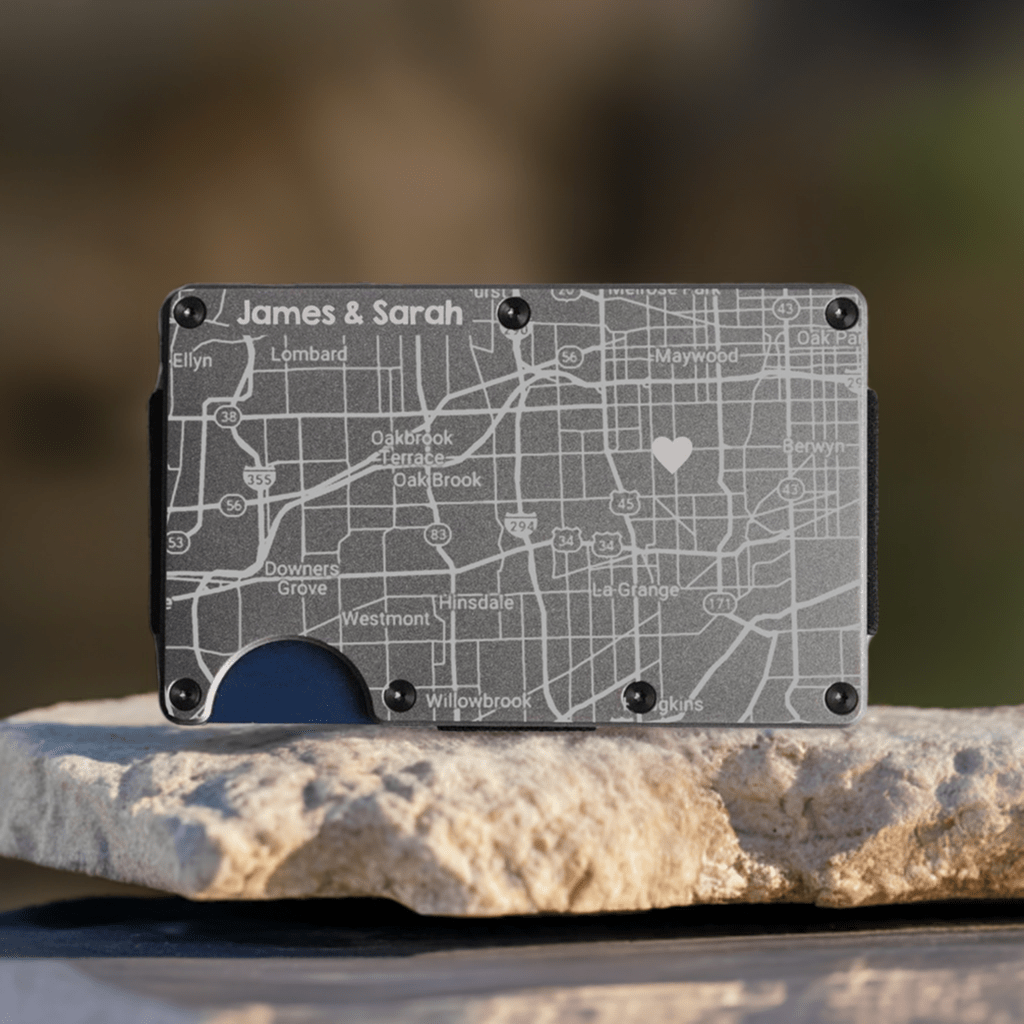 Custom "Where we Met" Minimalist Wallet - Personalized Memories